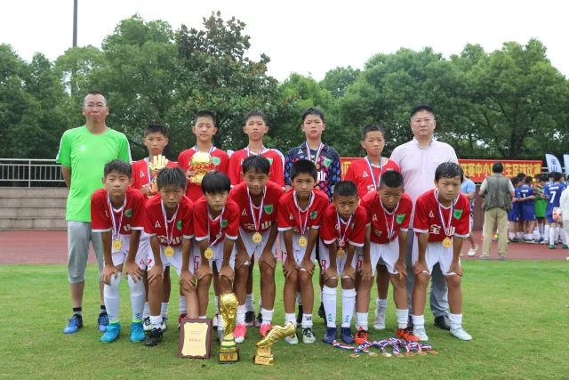 易建联:没有观众比赛很煎熬 重回主场令人期待